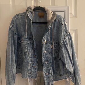 American Eagle cropped jeans jacket with hood